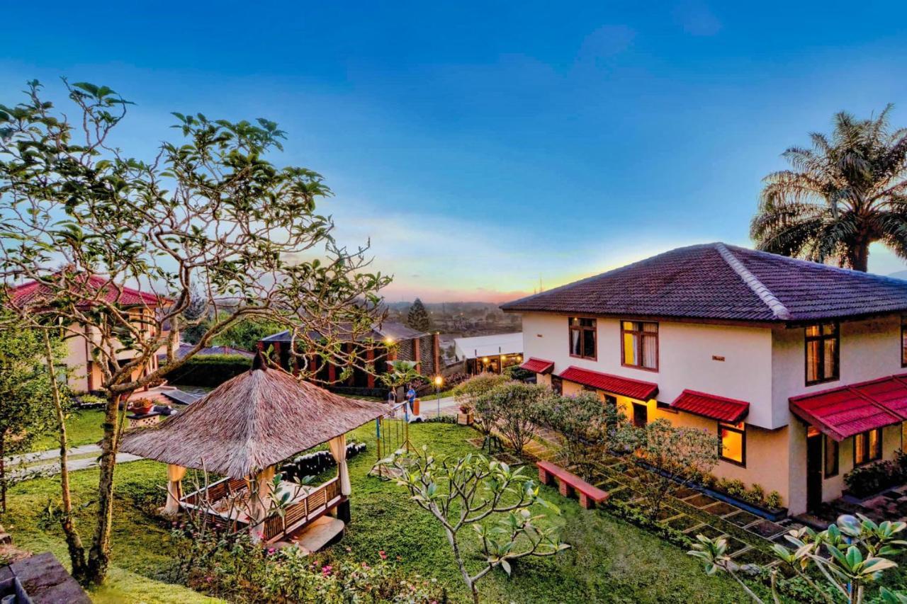 The Jayakarta Cisarua Otel Puncak Dış mekan fotoğraf