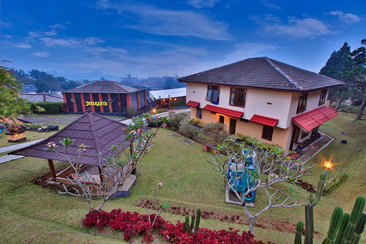 The Jayakarta Cisarua Otel Puncak Dış mekan fotoğraf